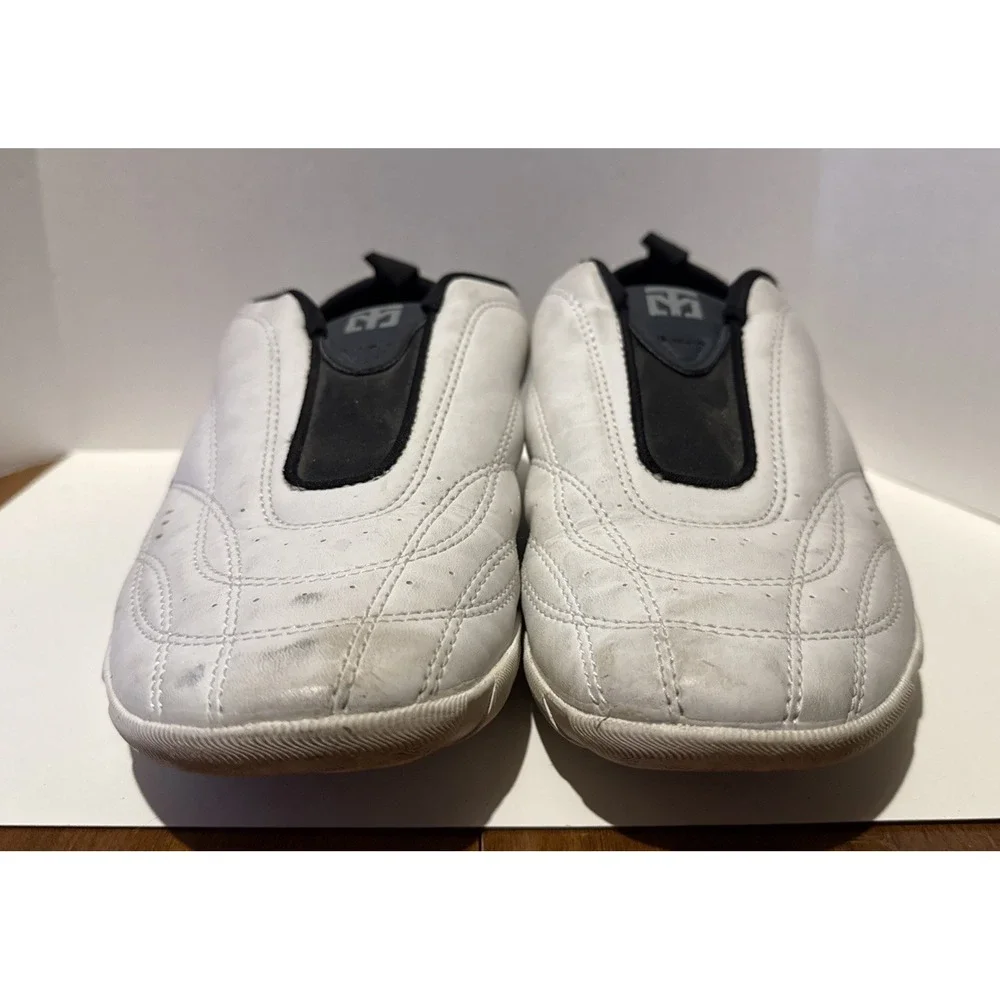 MOOTO WINGS Taekwondo Shoes Two Tone White & Black Size KOR 255‎ US 7